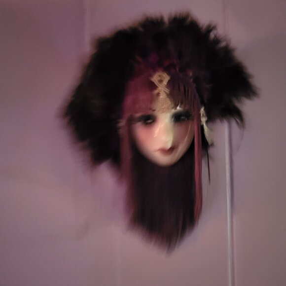 Mask - Picture 5 of 8